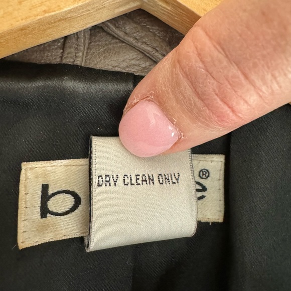 Vintage 90s Bebe gray leather coat! - Picture 6 of 7